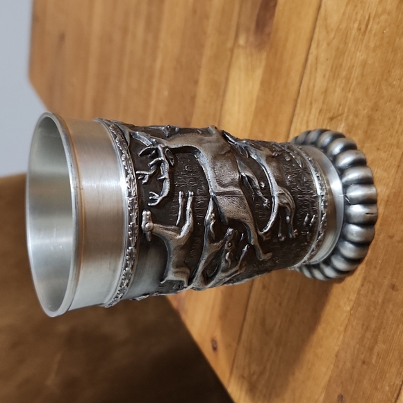 German Pewter Hunt Scene 4.75" Swordsman, Hounds Deer 🦌 New! - Picture 2 of 5